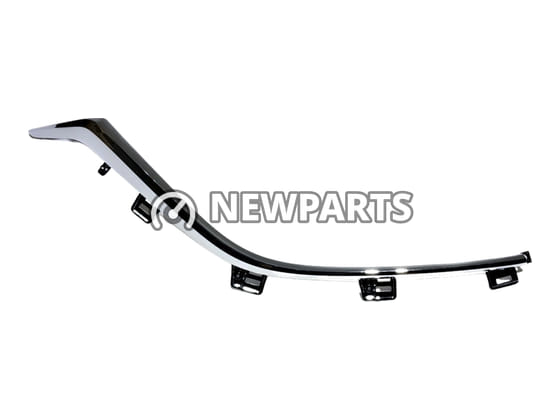 ცხაურის მოლდინგი Mazda 3 2013–2016