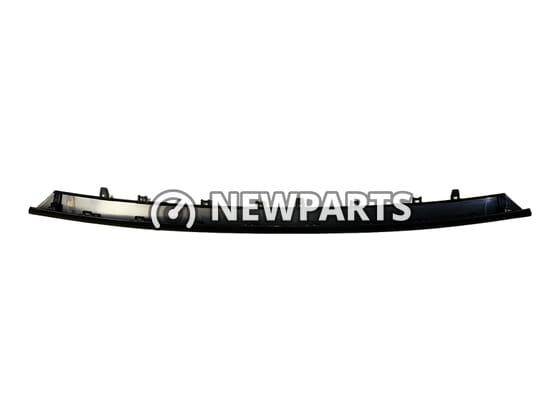 ბამპერის მოლდინგი Toyota Camry 2018–2020