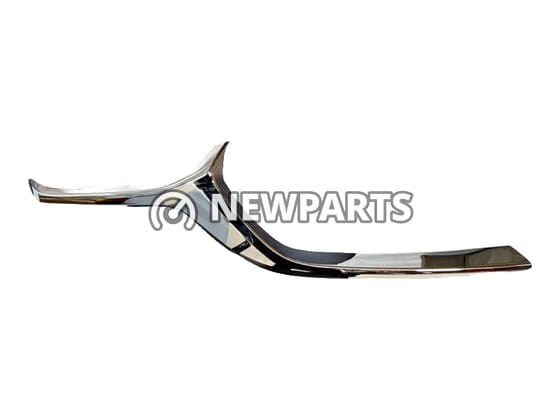 ცხაურის მოლდინგი Mazda CX-30 2020–2023